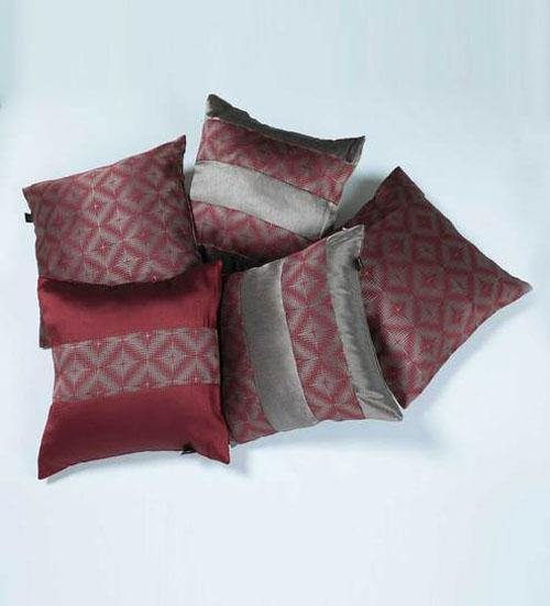 Lushomes Jacquard Maroon & Gold 2 Cushion Cover set for any celebration.(Pack of 5, 40 x 40 cms) - Lushomes